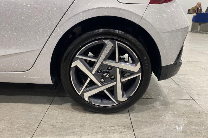 Used Hyundai i20 2024 for sale - 76984817: Photo 9