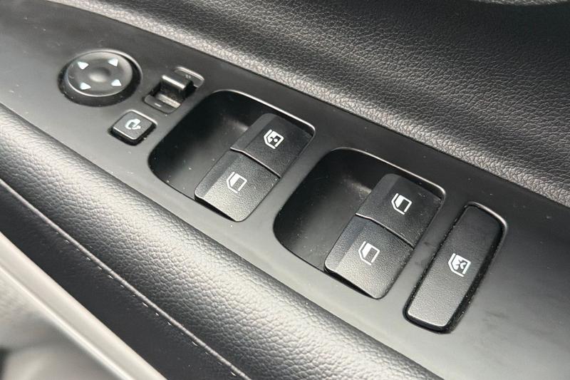 Used Hyundai i20 2023 for sale - 77685121: Photo 16