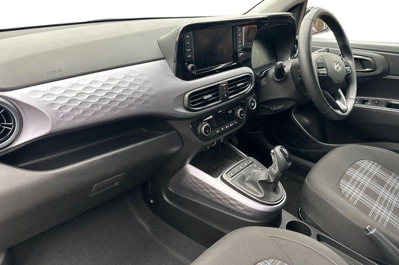 Used Hyundai i10 2024 for sale - 76196575: Photo 13