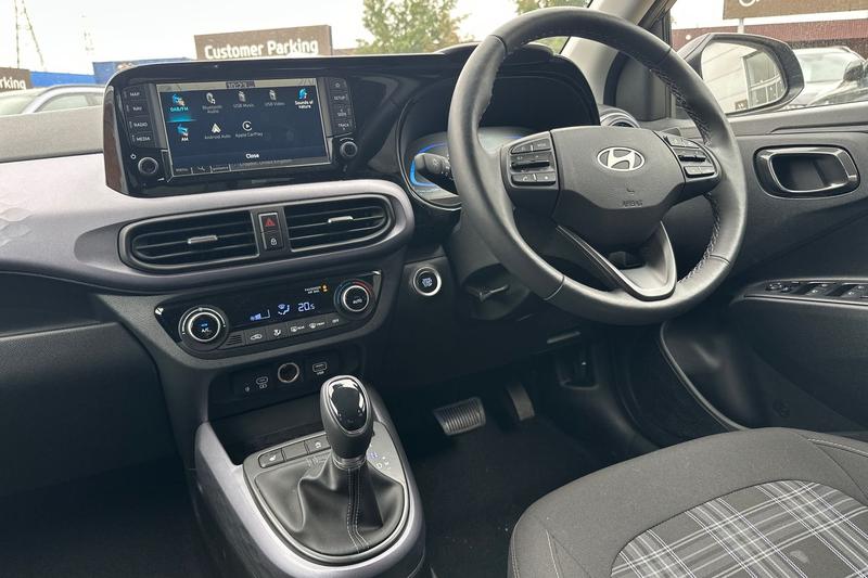 Used Hyundai i10 2024 for sale - 76196575: Photo 14