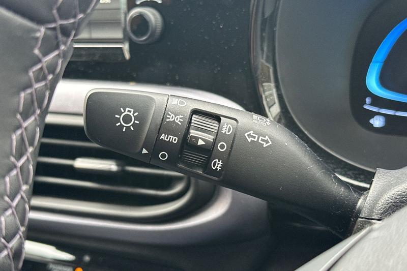 Used Hyundai i10 2024 for sale - 76196575: Photo 30