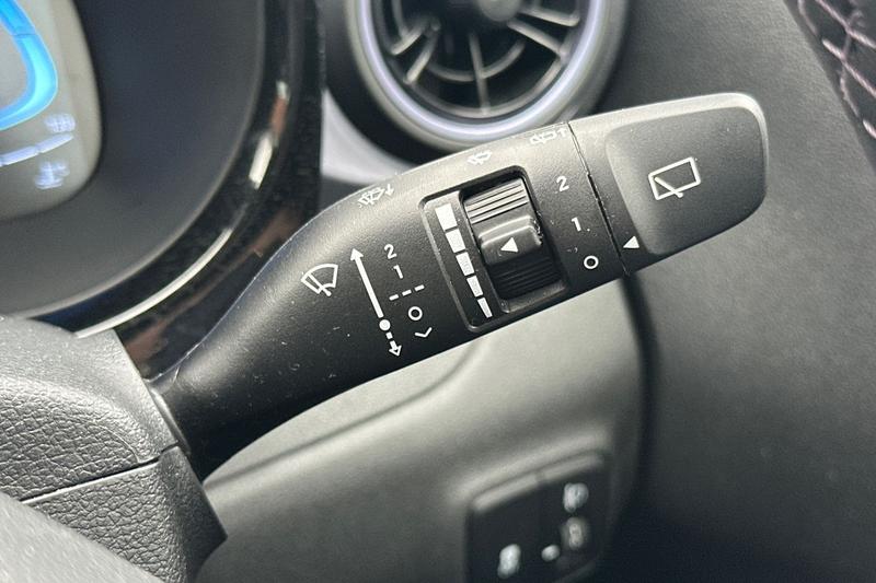 Used Hyundai i10 2024 for sale - 76196575: Photo 32