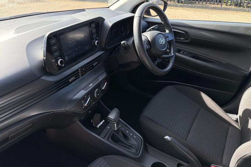 Used Hyundai i20 2022 for sale - 77918754: Photo 27