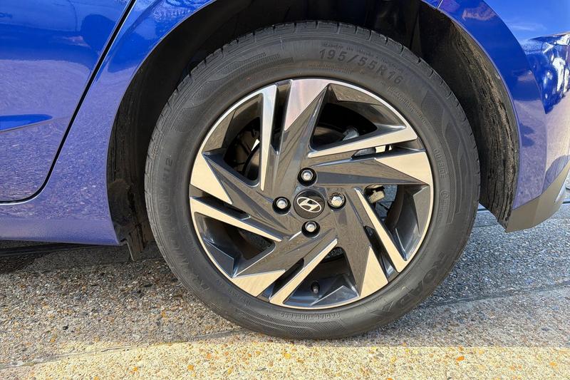 Used Hyundai i20 2022 for sale - 77918754: Photo 9