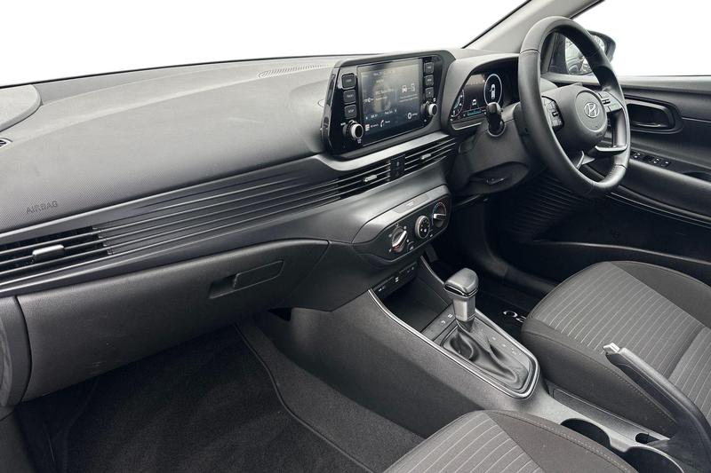 Used Hyundai i20 2023 for sale - 77064040: Photo 13