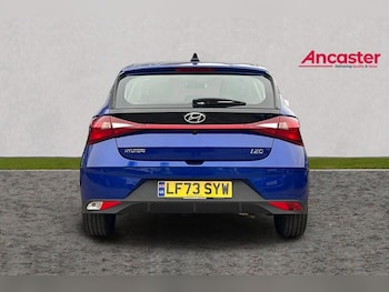 Used Hyundai i20 2023 for sale - 77064040: Photo