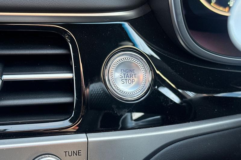 Used Genesis G70 2024 for sale - 76415856: Photo 32