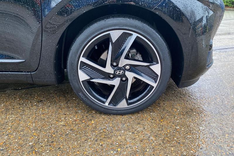 Used Hyundai i10 2023 for sale - 77157474: Photo 9