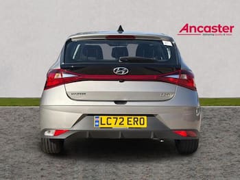 Used Hyundai i20 2022 for sale - 79693395: Photo