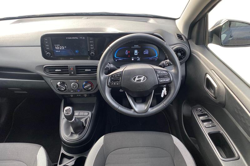 Used Hyundai i10 2024 for sale - 77619878: Photo 12