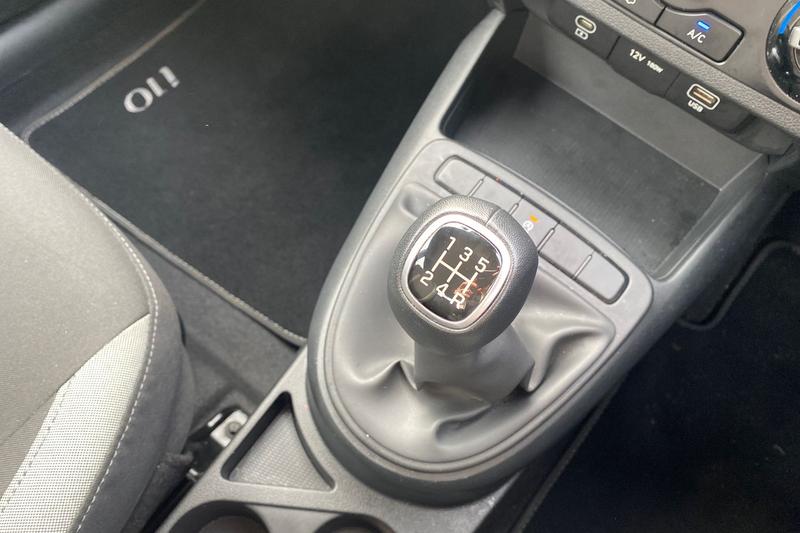 Used Hyundai i10 2024 for sale - 77619878: Photo 14