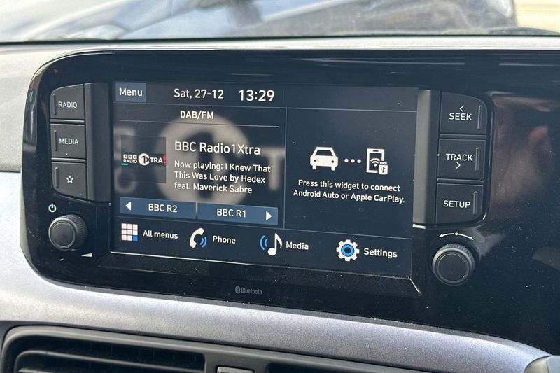 Used Hyundai i10 2023 for sale - 77055882: Photo 18