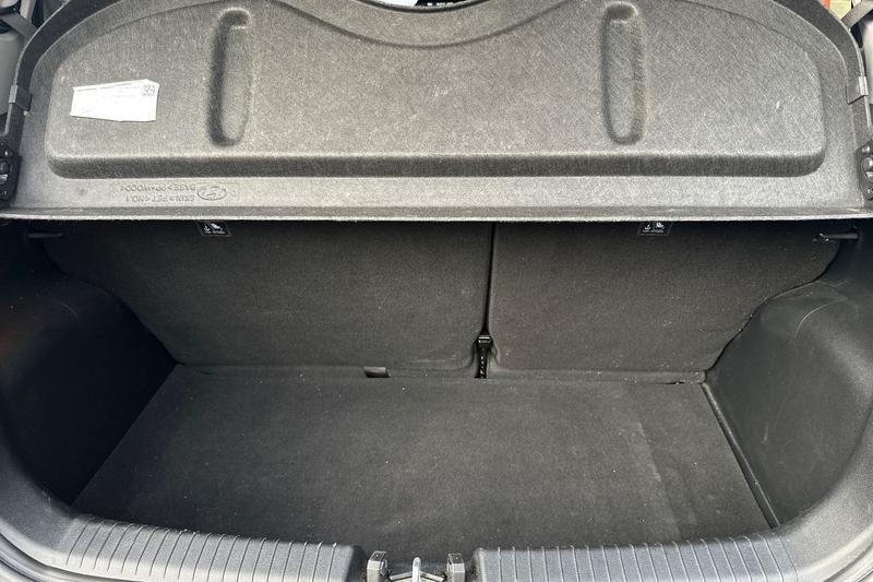 Used Hyundai i10 2023 for sale - 77055882: Photo 24