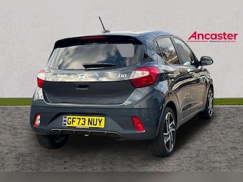 Used Hyundai i10 2023 for sale - 77055882: Photo