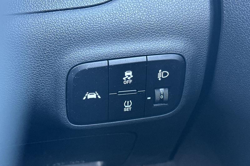 Used Hyundai i10 2023 for sale - 76394178: Photo 33