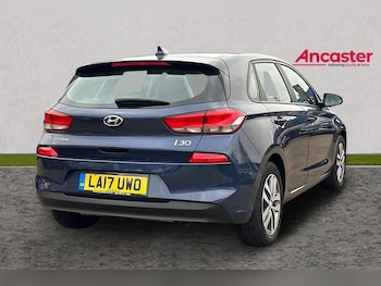 Used Hyundai i30 2017 for sale - 77019029: Photo