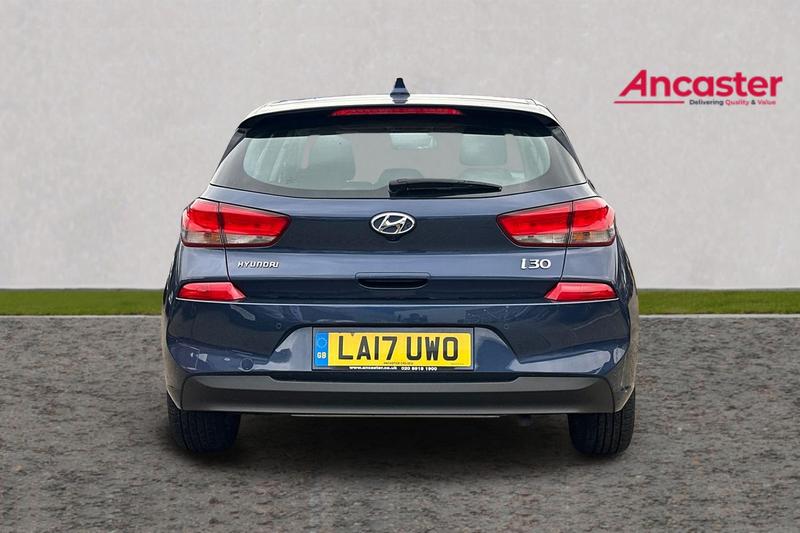 Used Hyundai i30 2017 for sale - 77019029: Photo 4