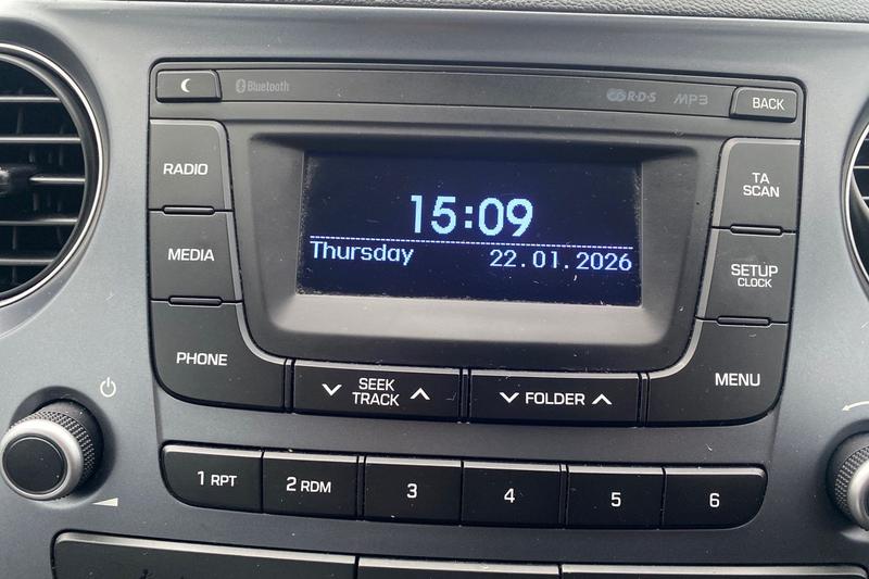 Used Hyundai i10 2018 for sale - 77393809: Photo 18