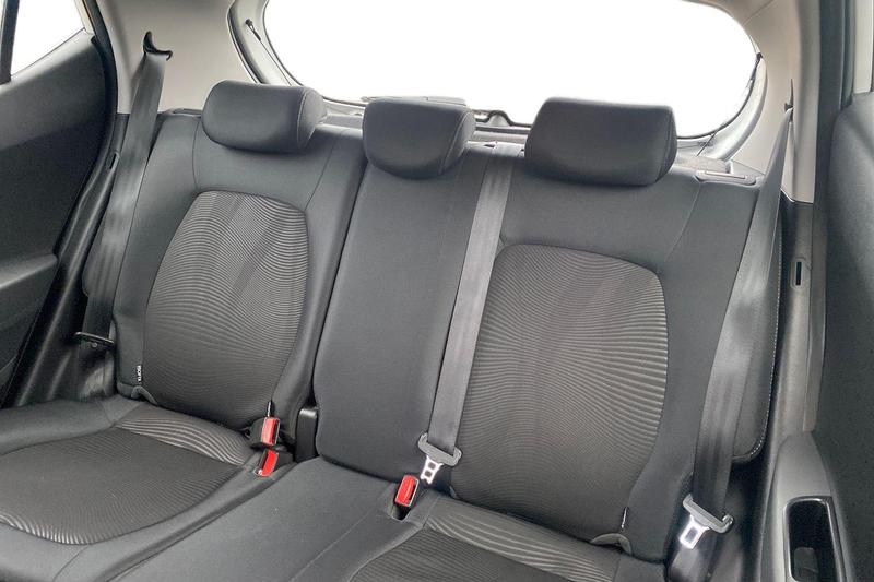 Used Hyundai i10 2018 for sale - 77393809: Photo 22