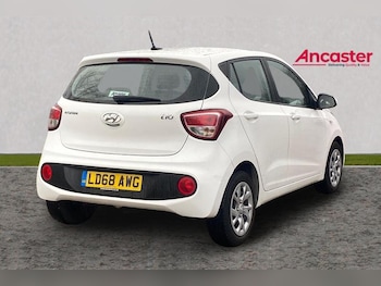 Used Hyundai i10 2018 for sale - 77393809: Photo