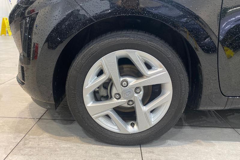 Used Hyundai i10 2021 for sale - 77095680: Photo 9