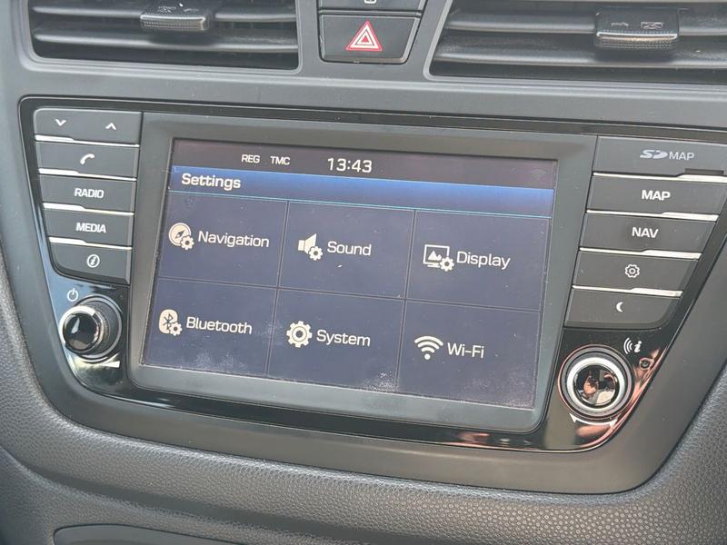 Used Hyundai i20 2017 for sale - 78095051: Photo 17