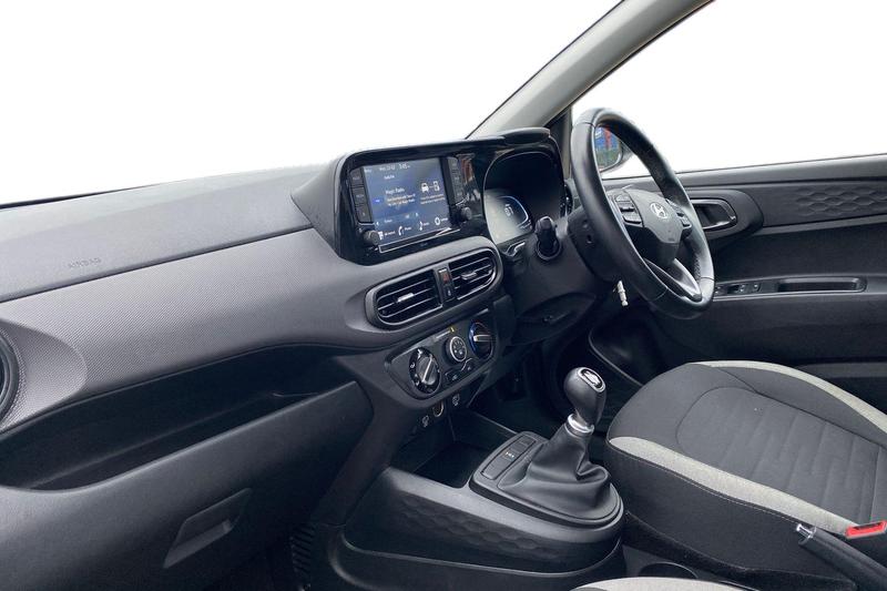 Used Hyundai i10 2023 for sale - 77647454: Photo 13