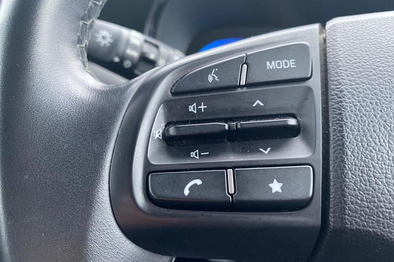 Used Hyundai i10 2023 for sale - 77647454: Photo 21