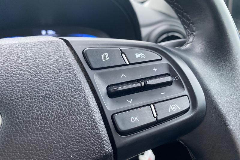 Used Hyundai i10 2023 for sale - 77647454: Photo 22