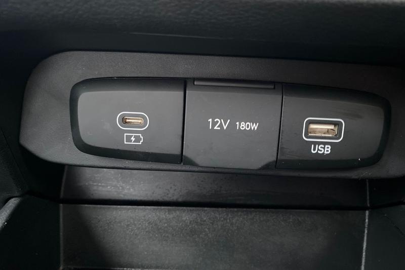 Used Hyundai i10 2023 for sale - 77647454: Photo 28