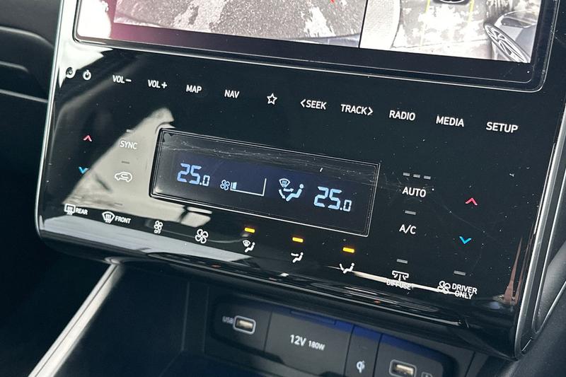 Used Hyundai TUCSON 2023 for sale - 76332611: Photo 15