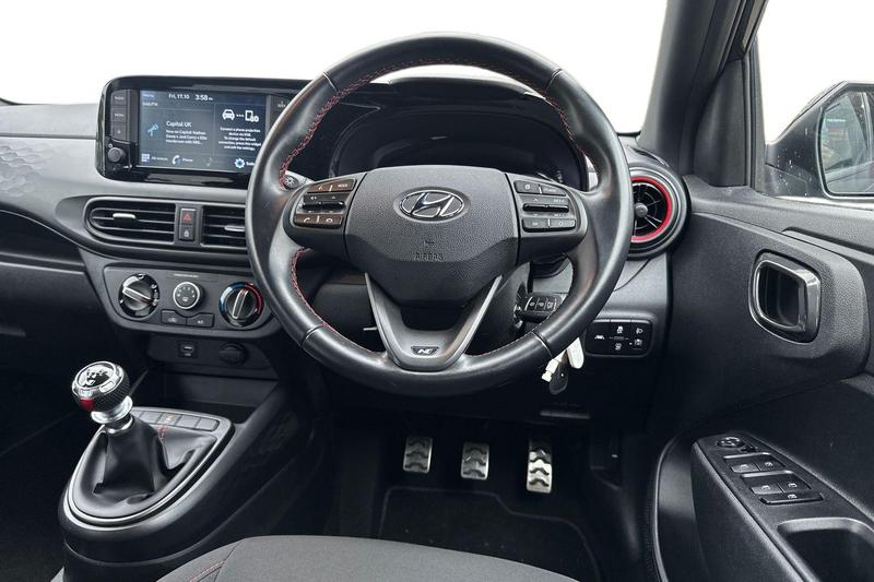 Used Hyundai i10 2021 for sale - 76308837: Photo 11