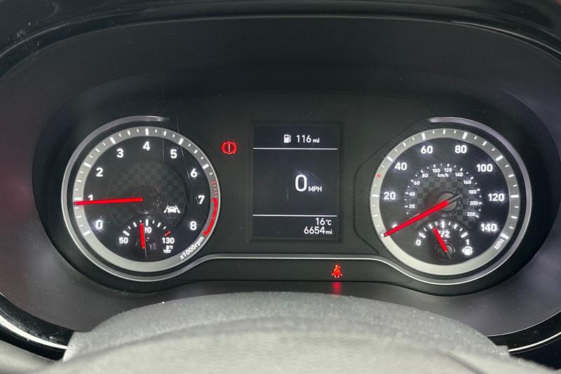 Used Hyundai i10 2021 for sale - 76308837: Photo 20