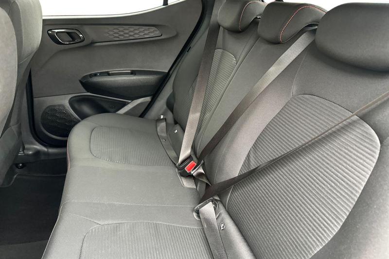 Used Hyundai i10 2021 for sale - 76308837: Photo 23
