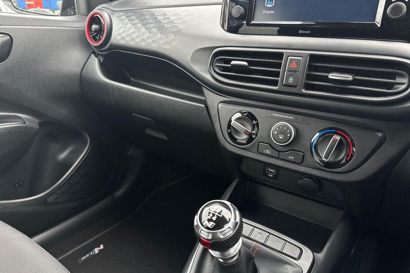 Used Hyundai i10 2021 for sale - 76308837: Photo 36