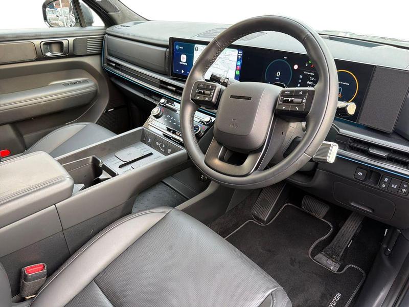 Used Hyundai Santa Fe 2025 for sale - 77994759: Photo 10