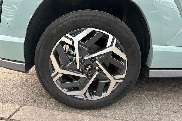 Used Hyundai KONA 2024 for sale - 76196529: Photo 9