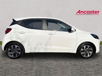Used Hyundai i10 2023 for sale - 79623006: Photo