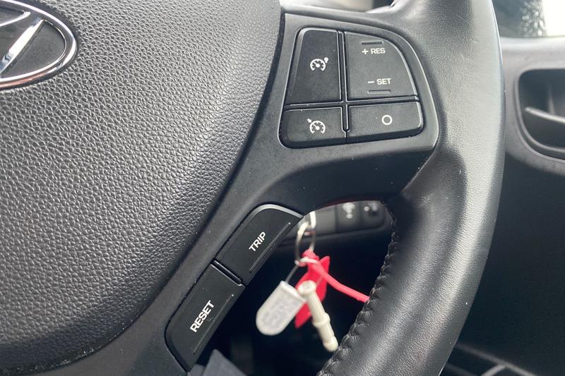 Used Hyundai i10 2018 for sale - 77292714: Photo 21