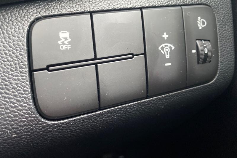 Used Hyundai i10 2018 for sale - 77292714: Photo 25