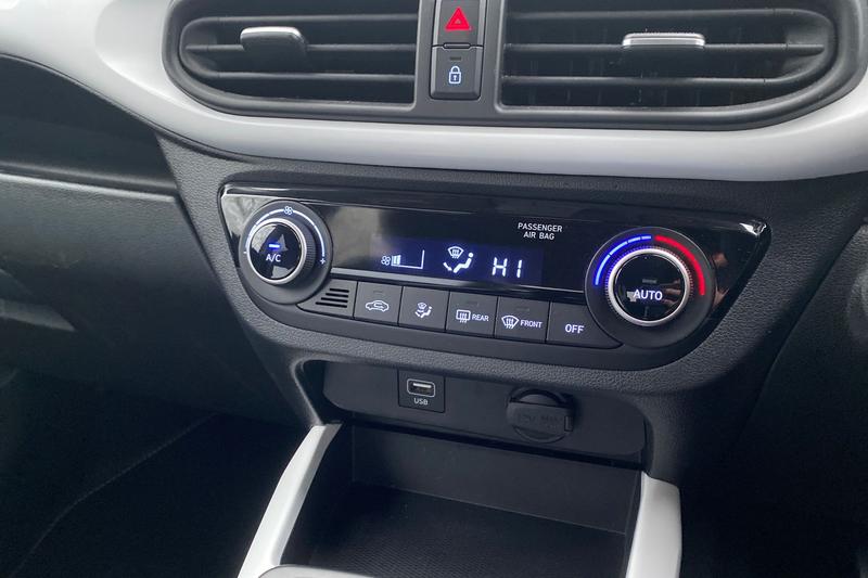 Used Hyundai i10 2023 for sale - 77340061: Photo 15