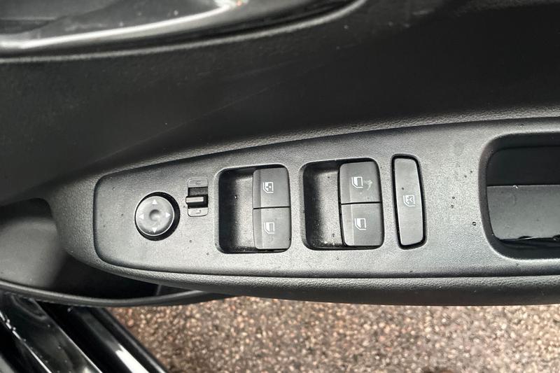 Used Hyundai i10 2023 for sale - 77804547: Photo 16