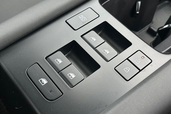 Used Hyundai IONIQ 6 2024 for sale - 74885793: Photo 16