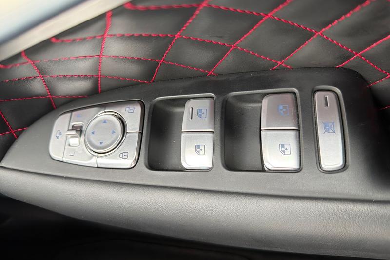 Used Genesis G70 2024 for sale - 76641073: Photo 16