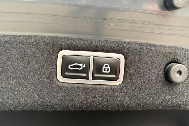 Used Genesis G70 2024 for sale - 76641073: Photo 26