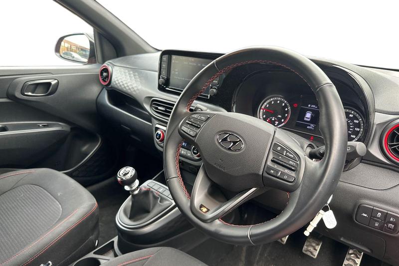 Used Hyundai i10 for sale - 76467663: Photo 10