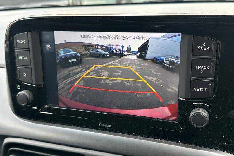 Used Hyundai i10 for sale - 76467663: Photo 19