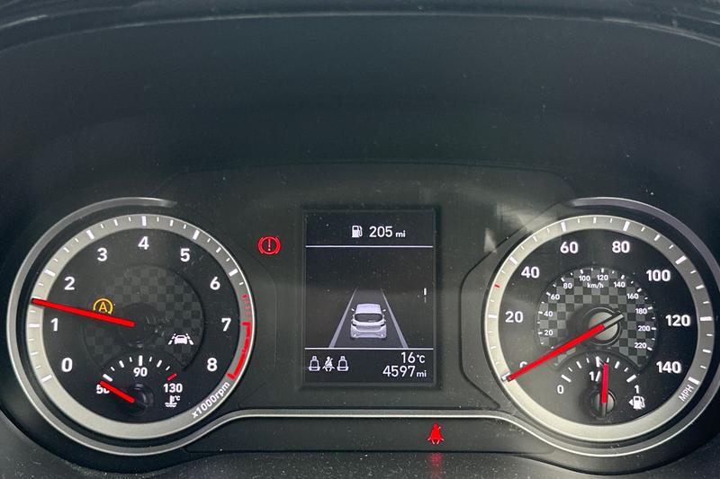 Used Hyundai i10 for sale - 76467663: Photo 20