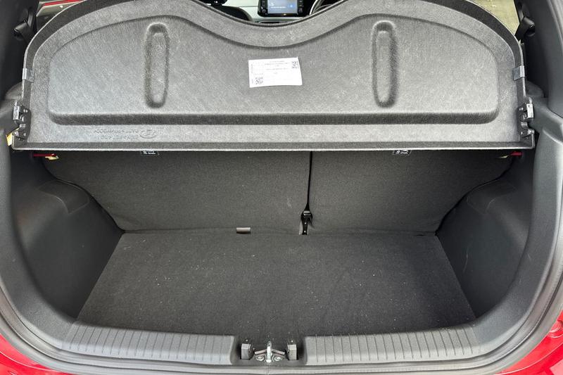 Used Hyundai i10 for sale - 76467663: Photo 24