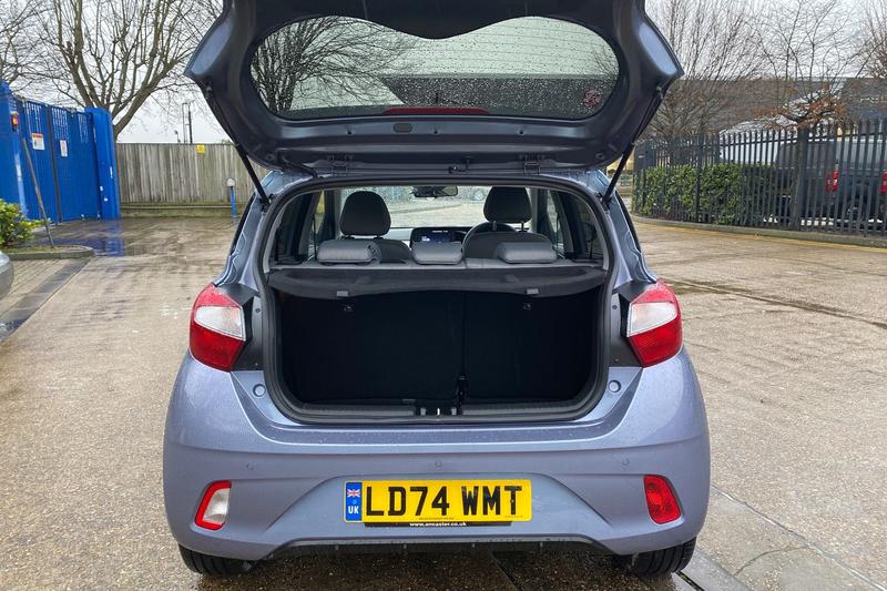 Used Hyundai i10 2024 for sale - 77138199: Photo 24